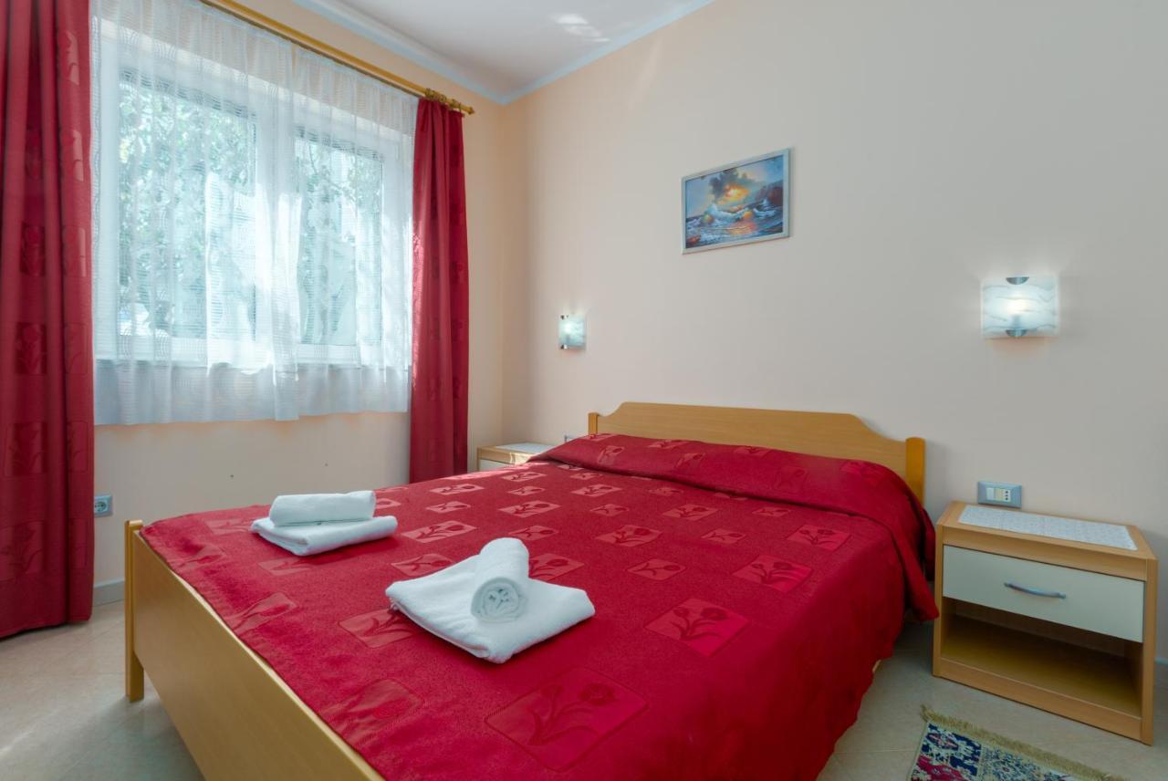 פורץ Apartments Maria מראה חיצוני תמונה