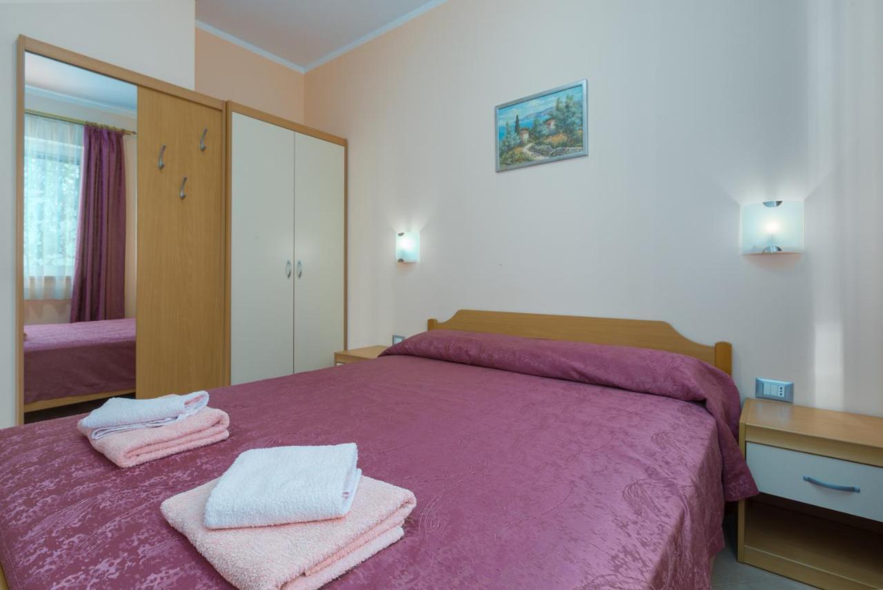 פורץ Apartments Maria מראה חיצוני תמונה
