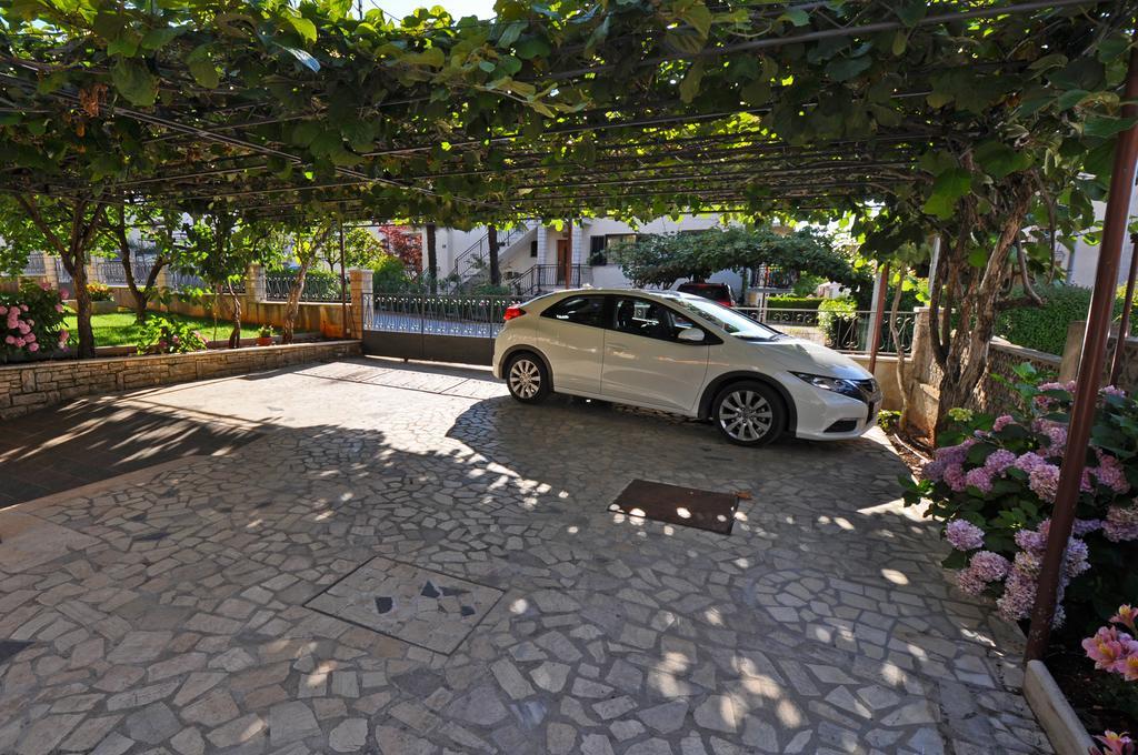 פורץ Apartments Maria מראה חיצוני תמונה