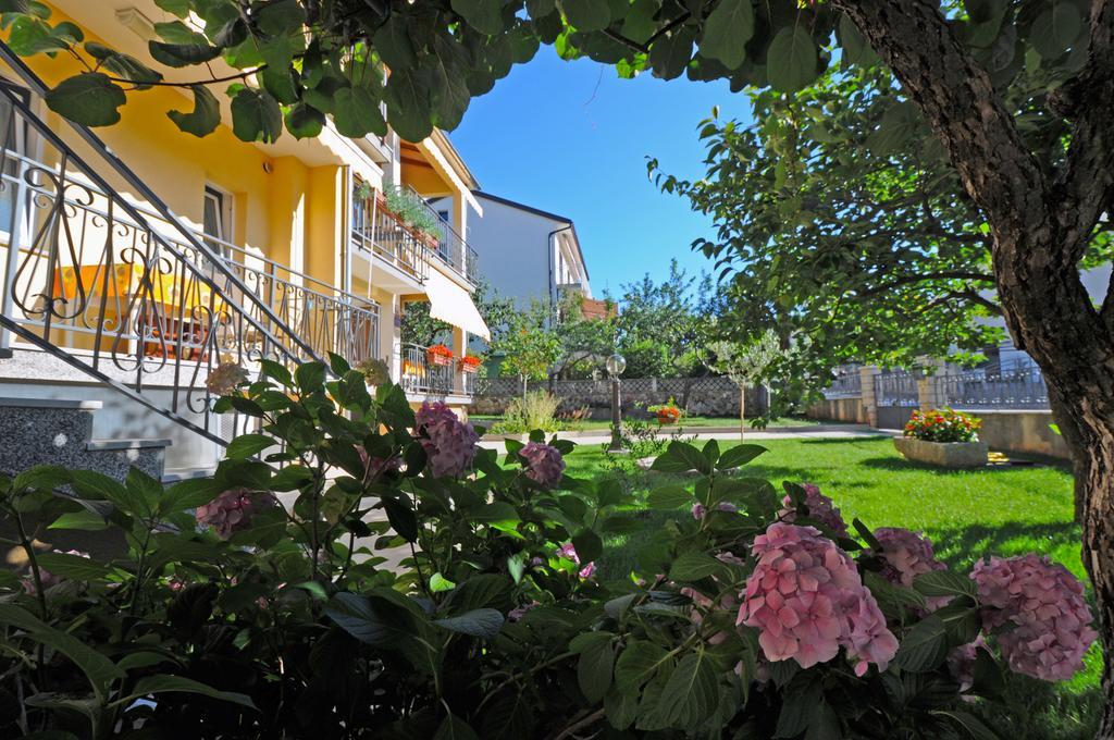 פורץ Apartments Maria מראה חיצוני תמונה